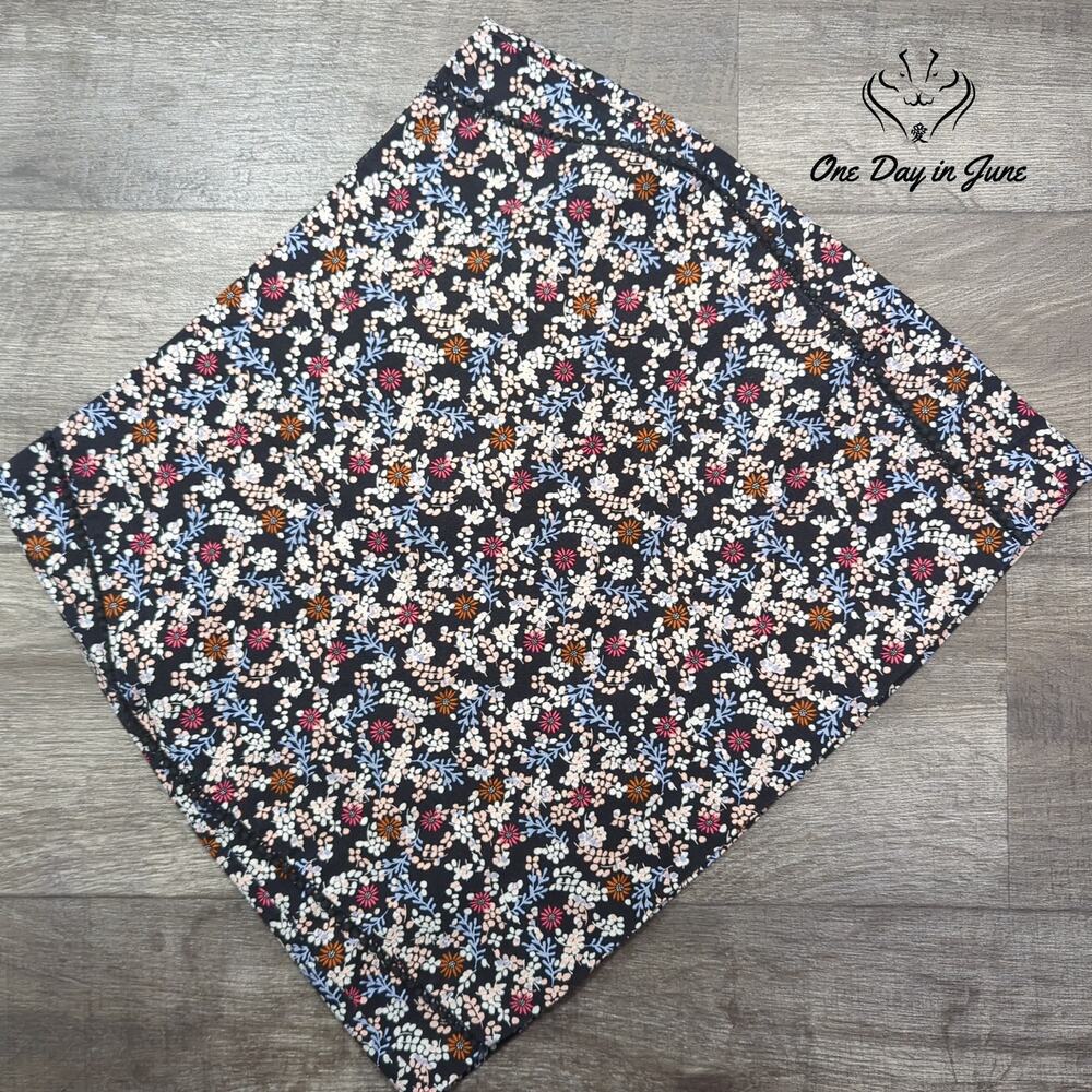 Loft Floral Mini Skirt Size 8